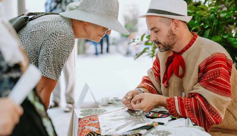 Nádvorie čarovných nití 2024: Miesto, kde tradícia ožíva v remeslách